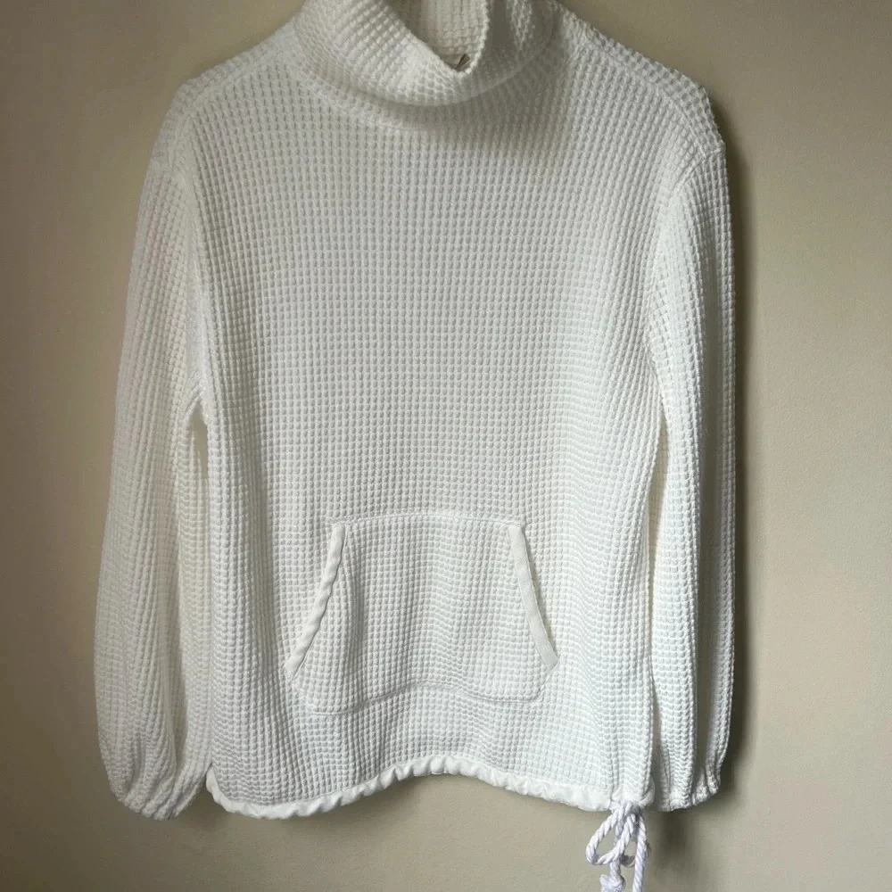 Faherty Pullover Sweatshirt in White Size Small